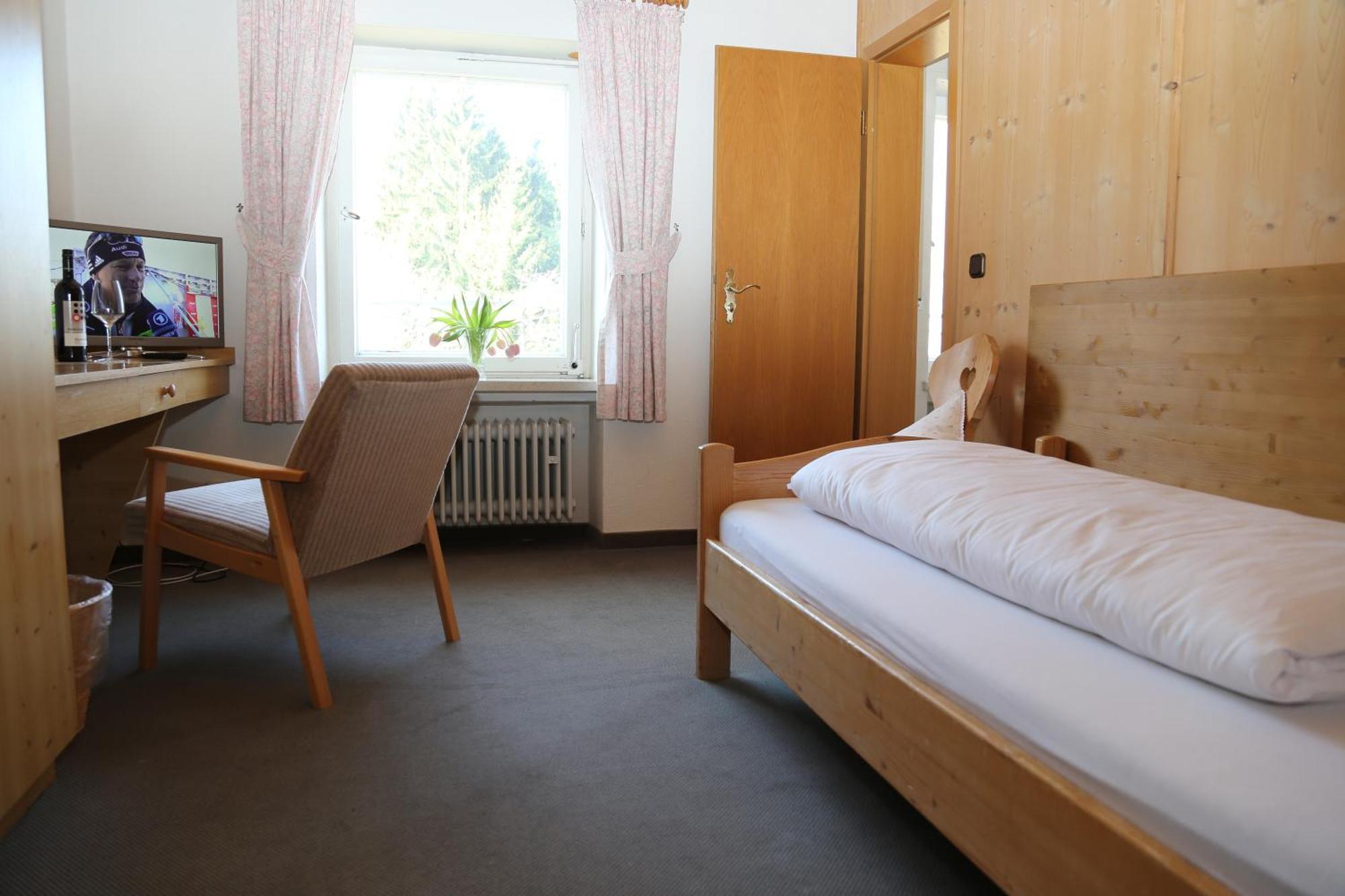 Klostergasthof Maria Eck Siegsdorf Room photo
